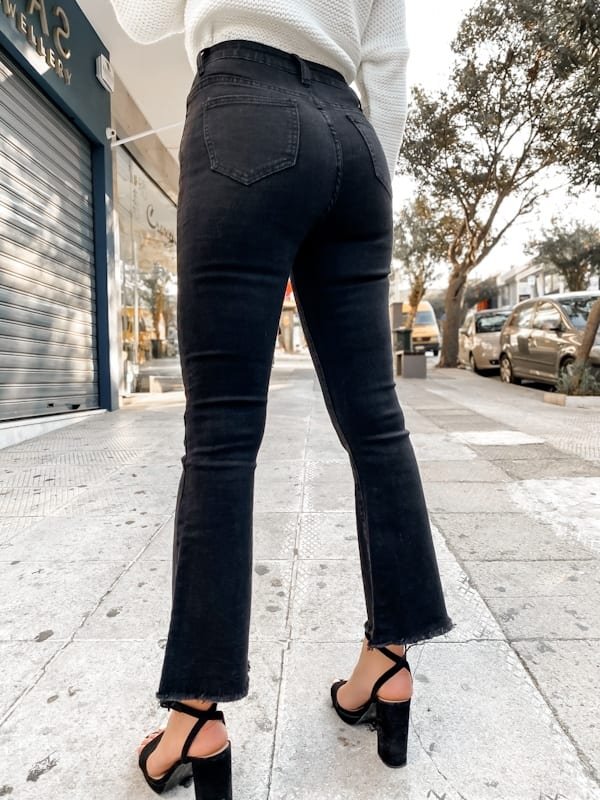 Cropped Flare Mid-Rise Jeans -50% OFFERS 10