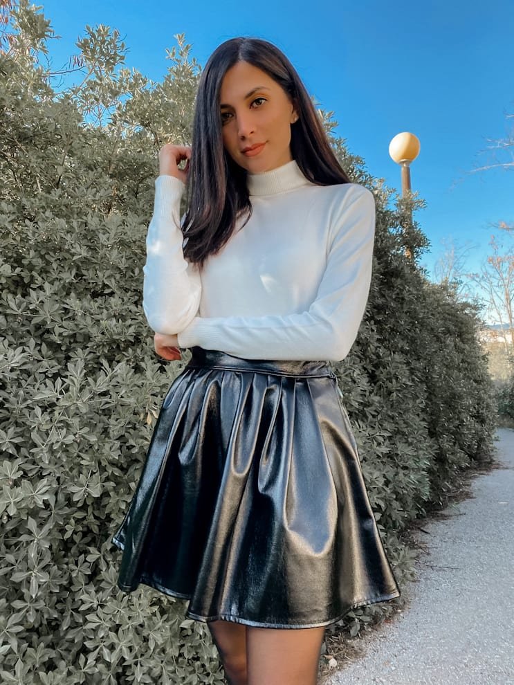 Shiny Patent Black Faux Leather Skirt Special offers 9.90€ 11