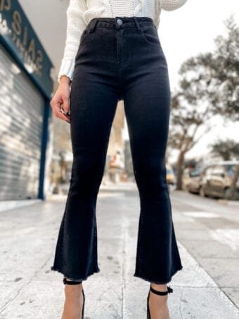Cropped Flare Mid-Rise Jeans -50% OFFERS